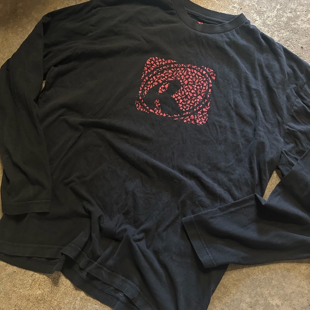 Ripzone black and red longsleeve shirt
